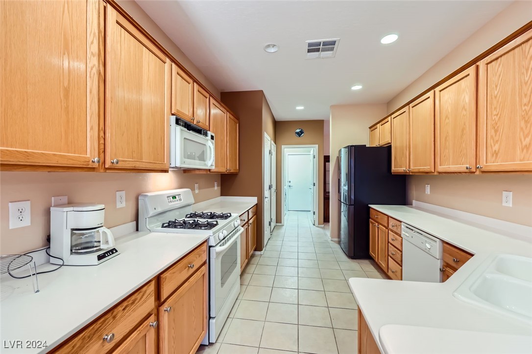 7804 Island Rail Drive Property Photo 17