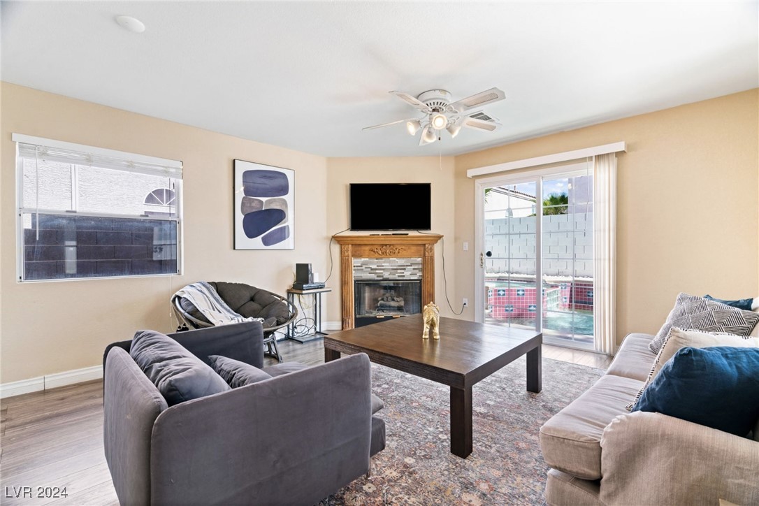 8213 Grassy Point Circle Property Photo 7
