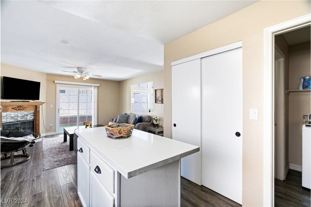 8213 Grassy Point Circle Property Photo 11