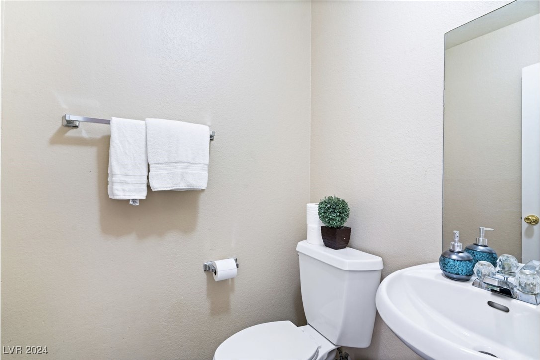 8213 Grassy Point Circle Property Photo 27