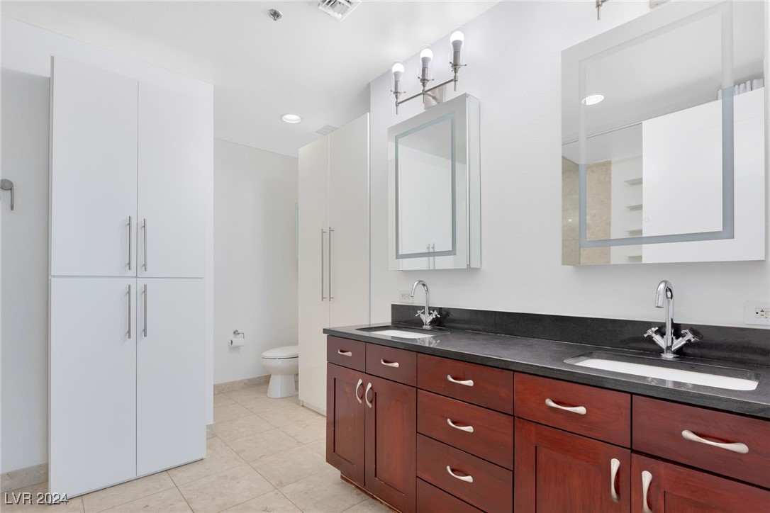 4575 Dean Martin Drive 2211 Property Photo 27