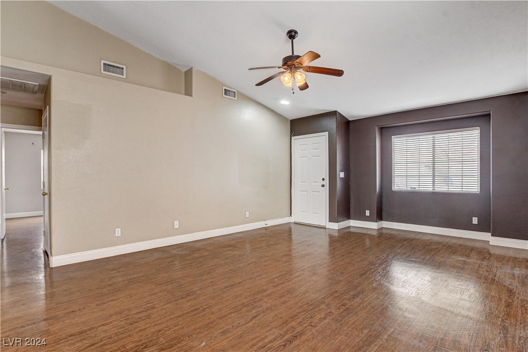 5217 Yellow Dawn Court Property Photo 5