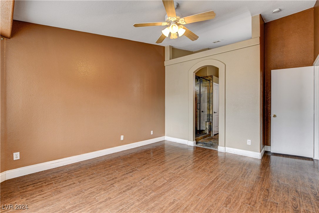 5217 Yellow Dawn Court Property Photo 18