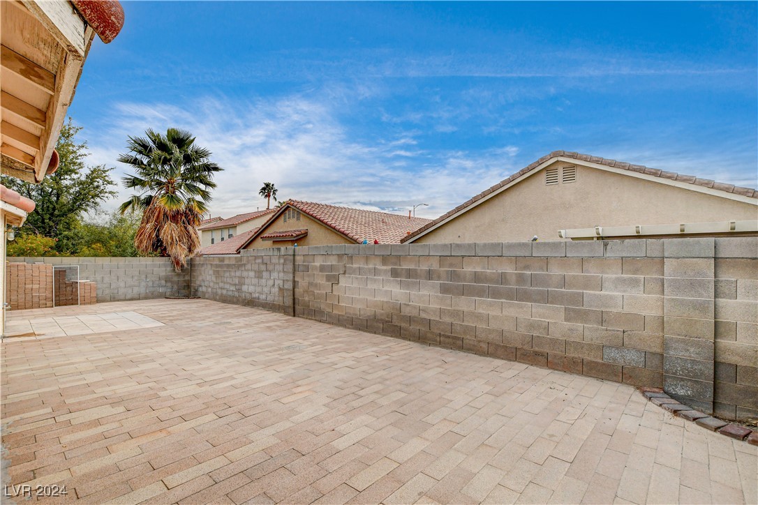 5217 Yellow Dawn Court Property Photo 37