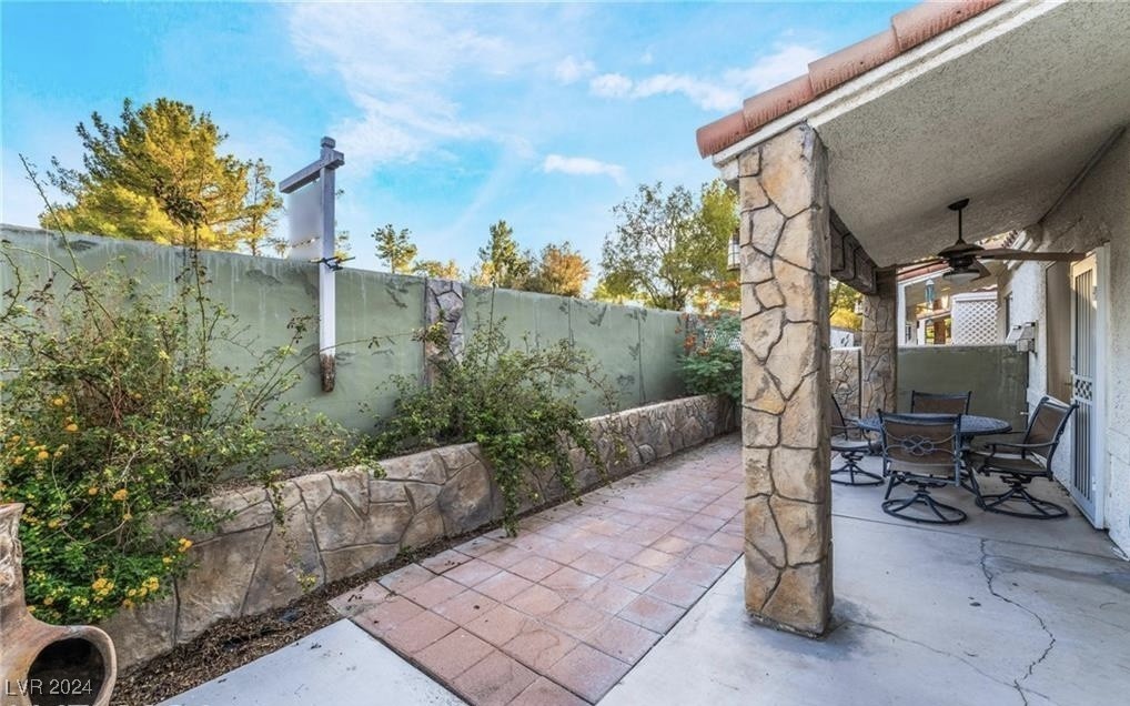 2253 Van Gogh Drive Property Photo 21