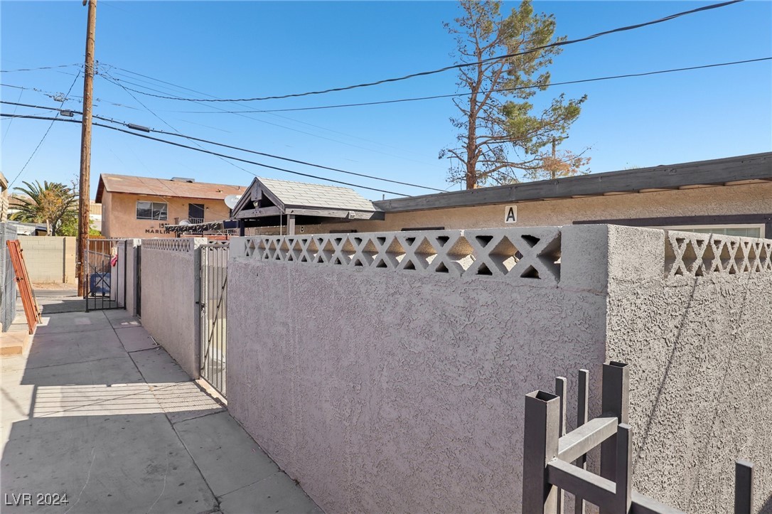 1905 Stewart Avenue Property Photo 4