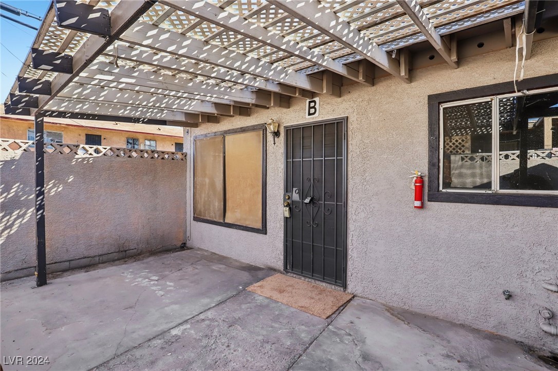 1905 Stewart Avenue Property Photo 6