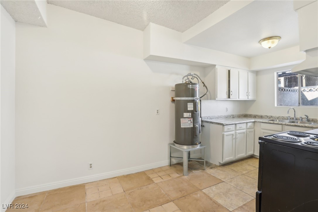 1905 Stewart Avenue Property Photo 11