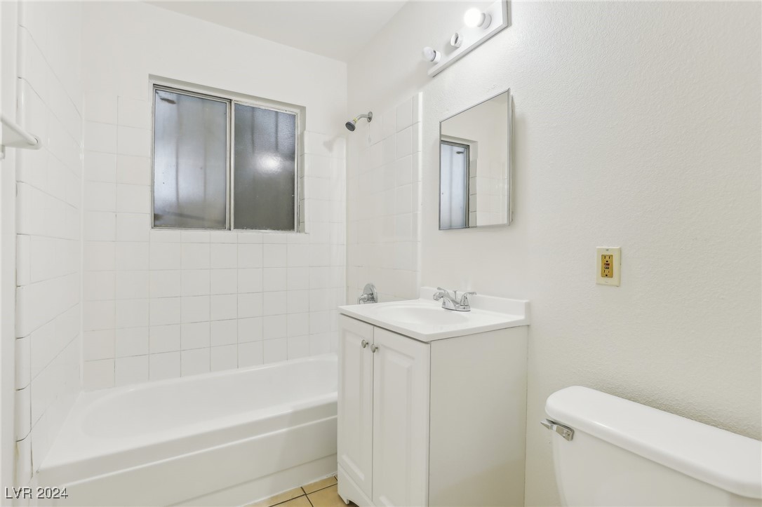 1905 Stewart Avenue Property Photo 16