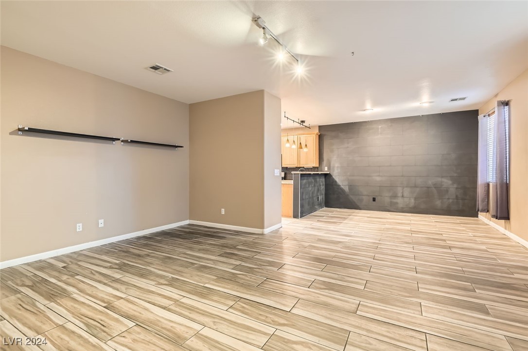 9790 Overlook Ridge Avenue Property Photo 9