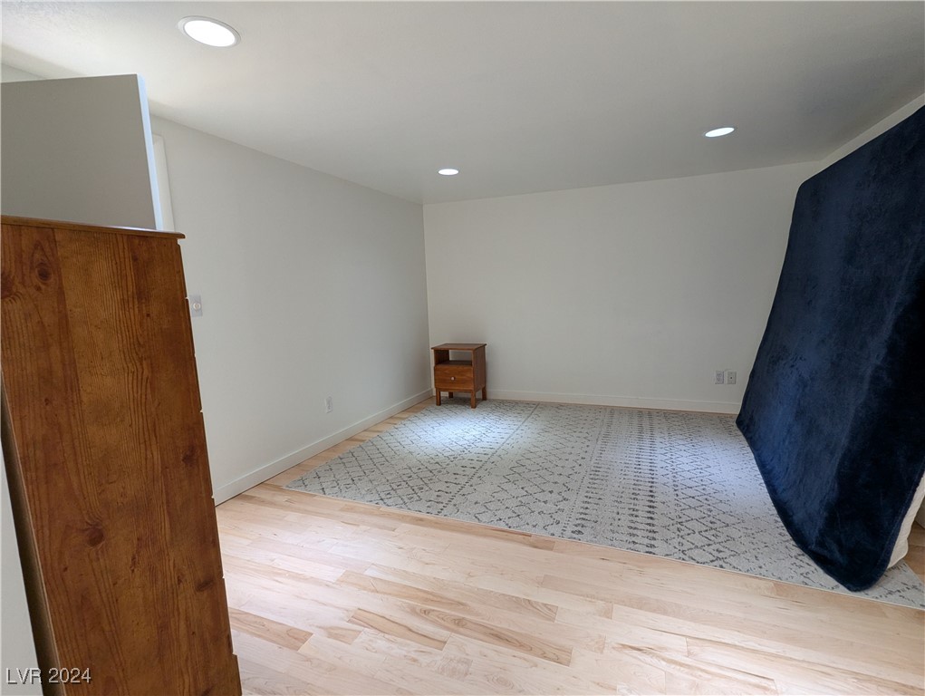 661 Ogden Avenue Property Photo 6