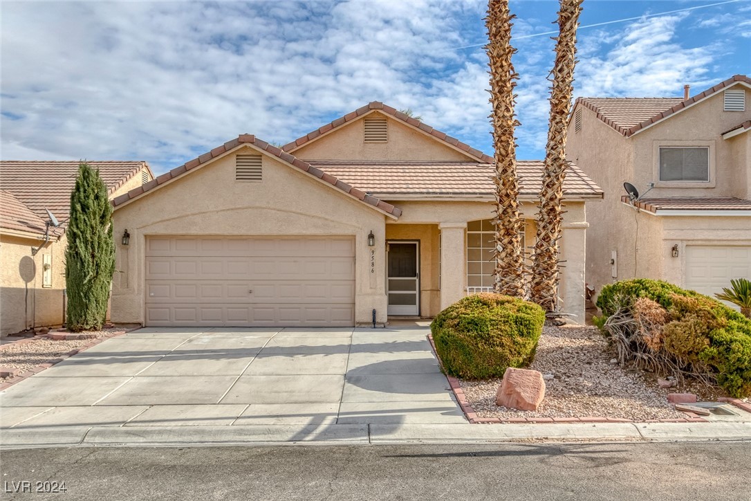 9586 Collinsleap Court Property Photo 1