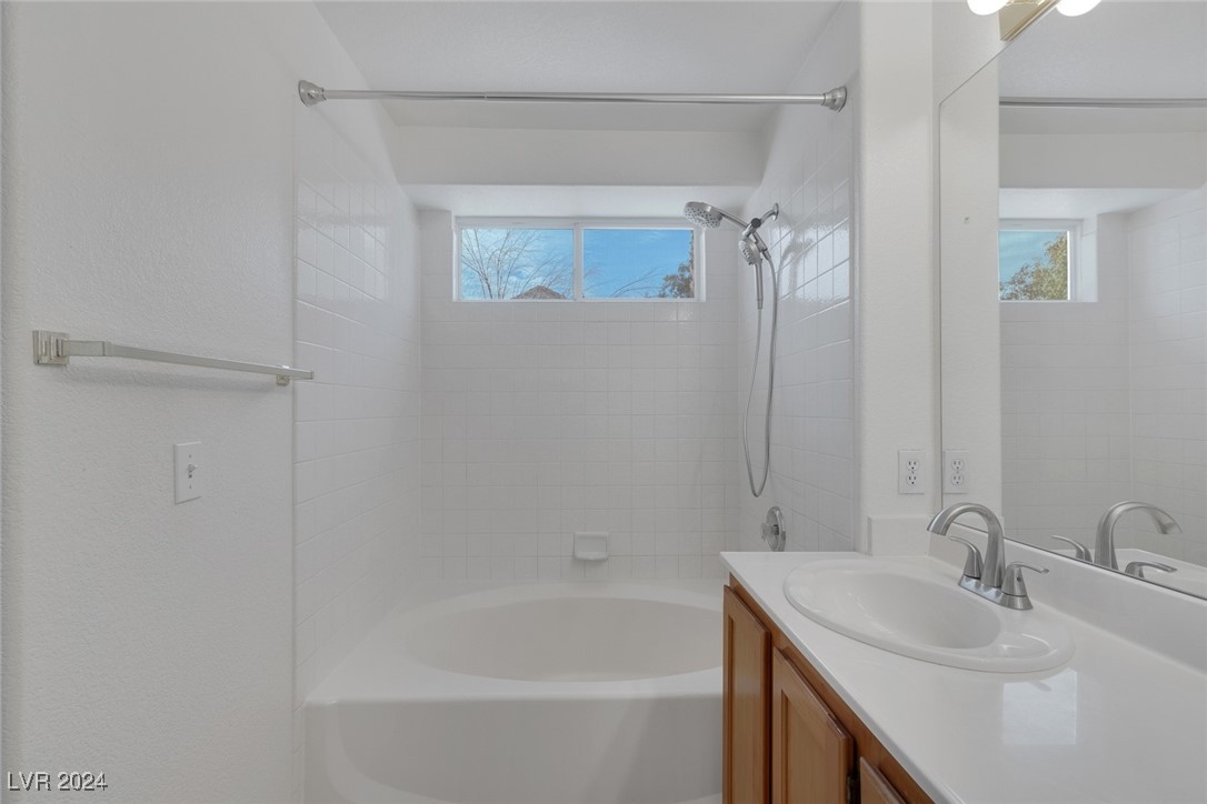 9586 Collinsleap Court Property Photo 21