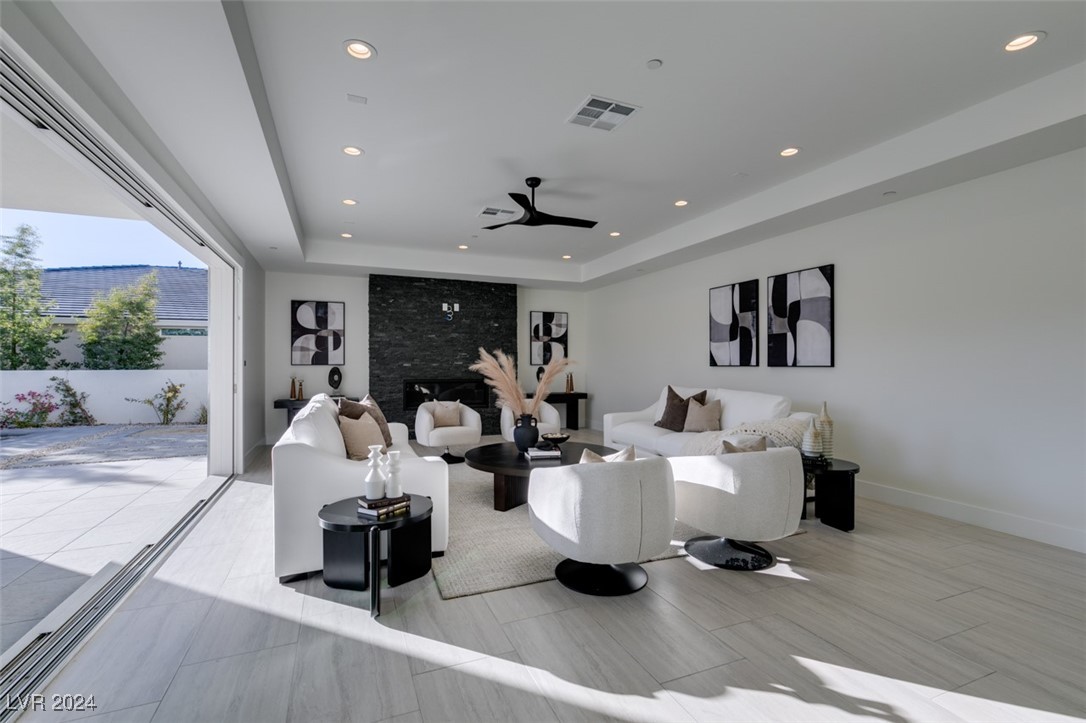 3423 Spanish Winds Court Property Photo 17