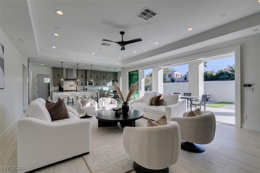 3423 Spanish Winds Court Property Photo 19
