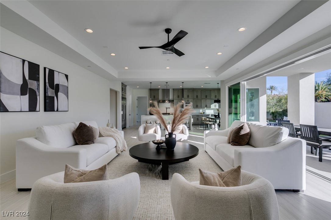 3423 Spanish Winds Court Property Photo 20