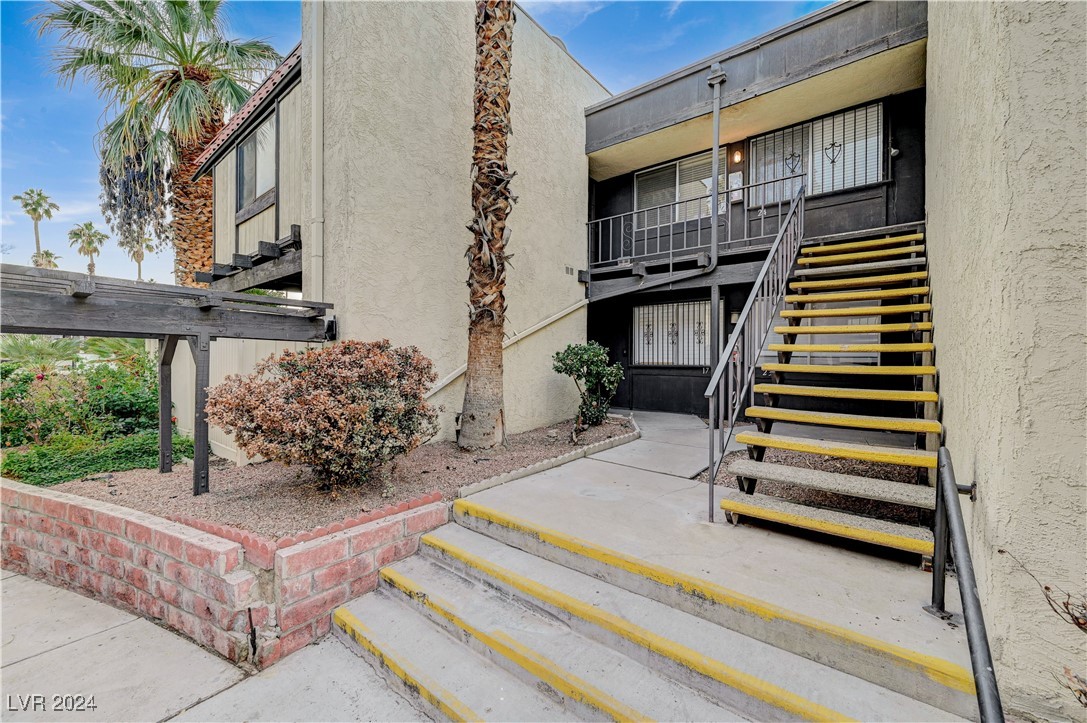 1420 Vegas Valley Drive 18 Property Photo 22