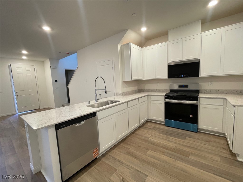 2723 Luzzi Walk Property Photo 3