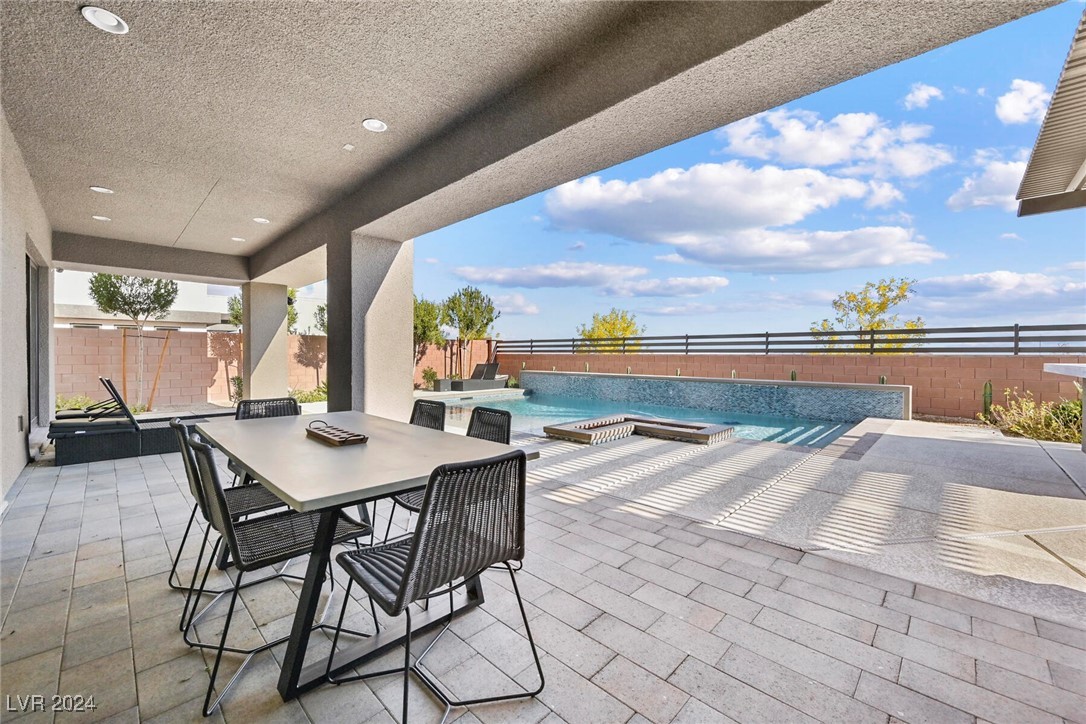4008 Desert Trace Court Property Photo 37