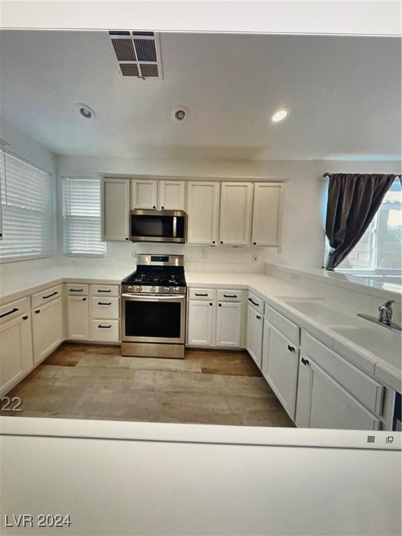 10300 Wood Work Lane Property Photo 4