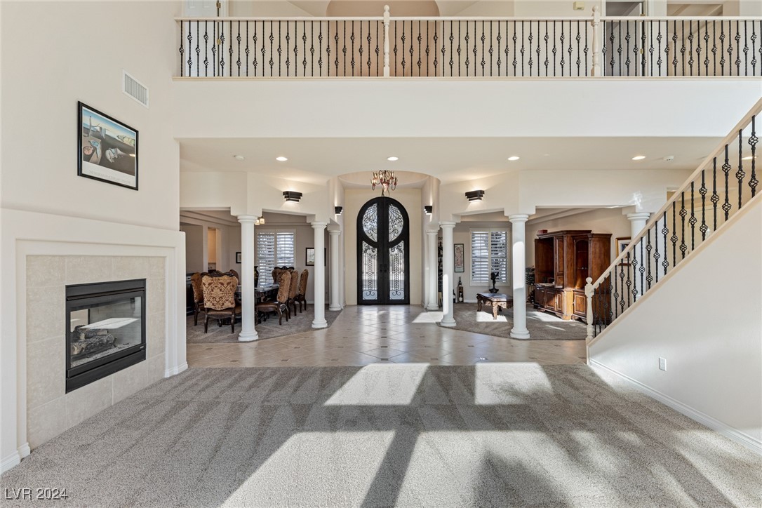 8109 Dark Hollow Place Property Photo 14