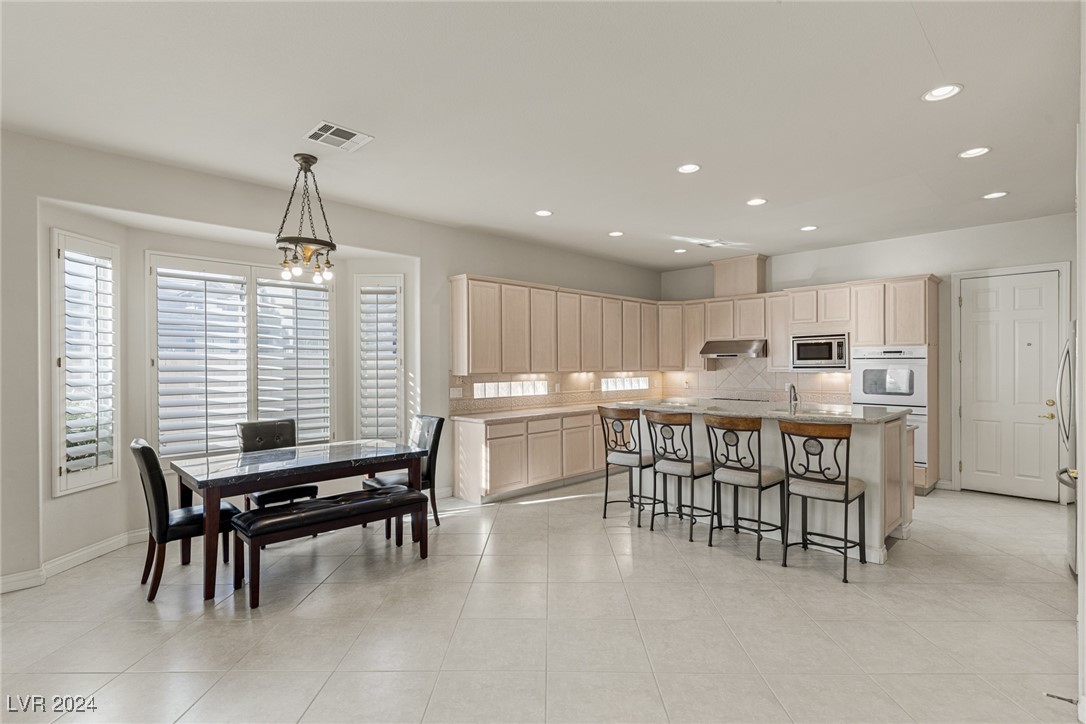 8109 Dark Hollow Place Property Photo 26