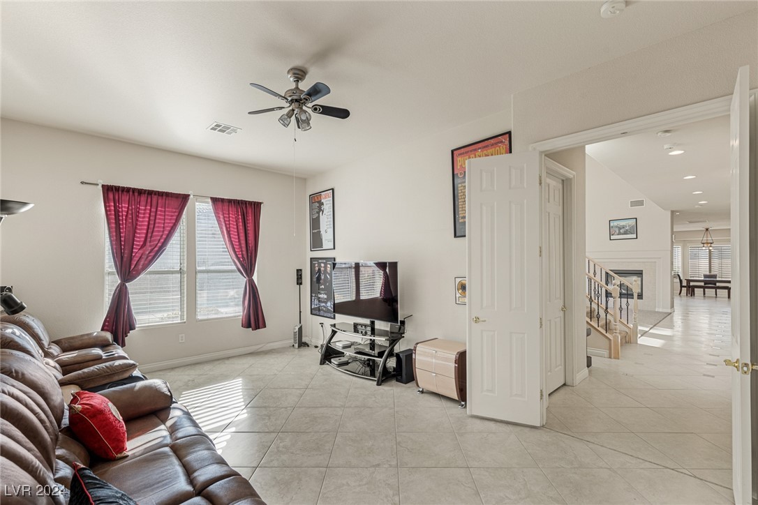 8109 Dark Hollow Place Property Photo 34