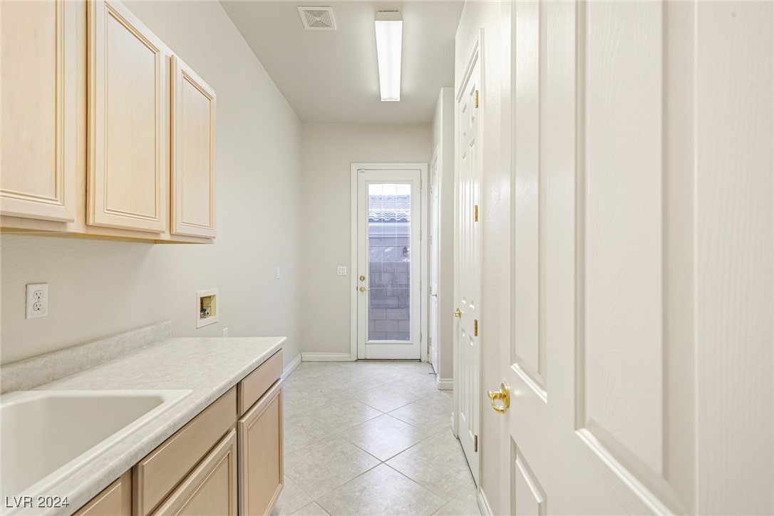 8109 Dark Hollow Place Property Photo 38