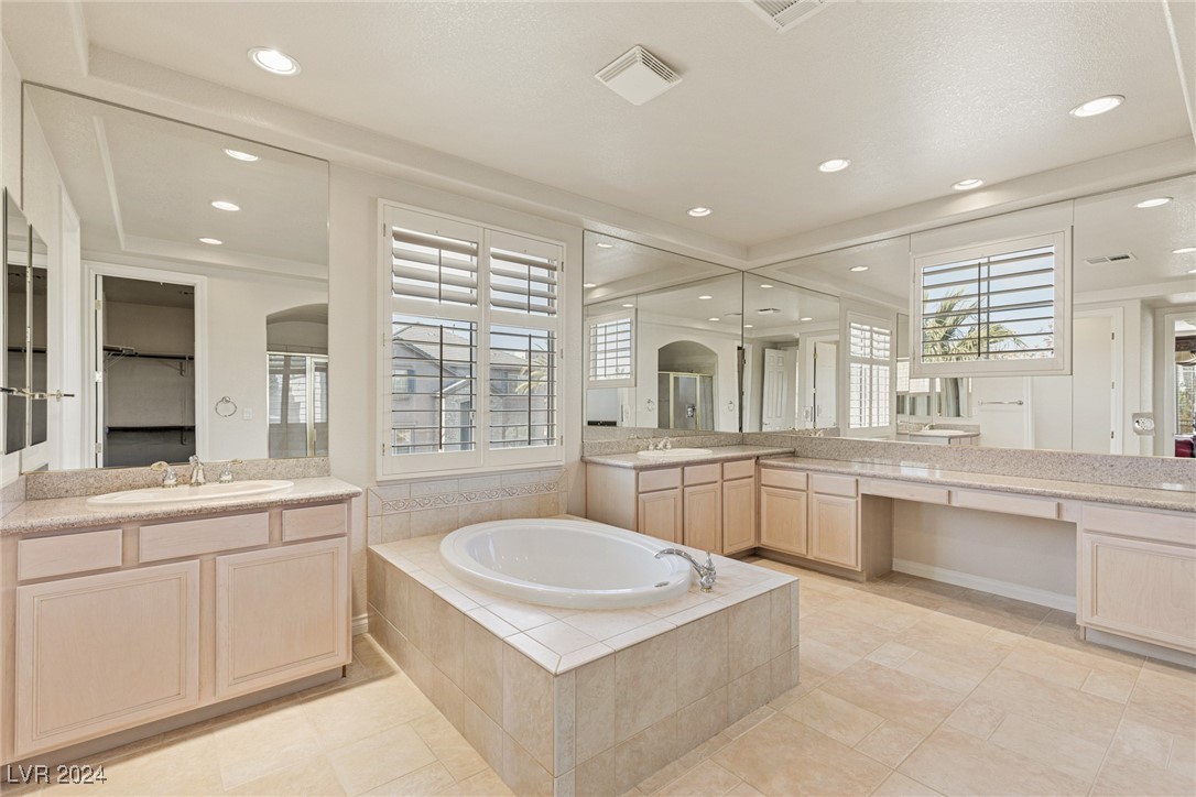 8109 Dark Hollow Place Property Photo 52