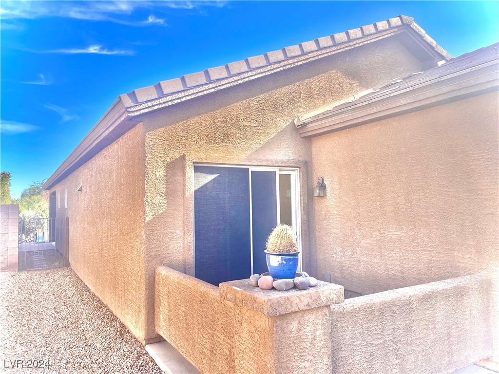 4036 Shetland Pony Street Property Photo 6
