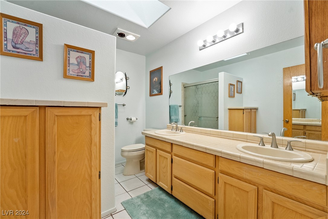 1261 South Comstock Street Property Photo 29