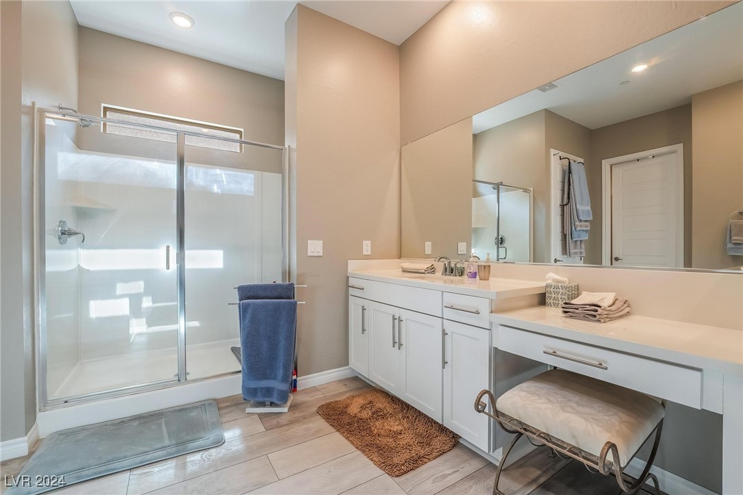 689 Corelli Cove Street Property Photo 21