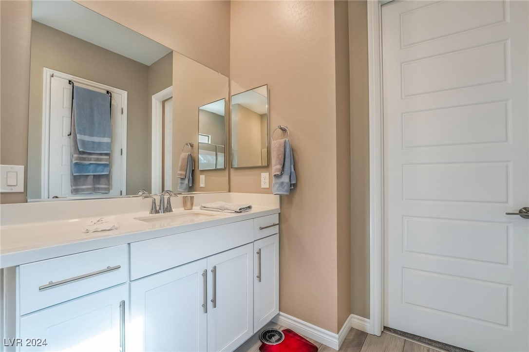 689 Corelli Cove Street Property Photo 22