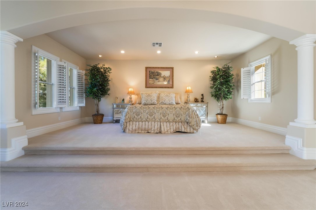 3754 Aldenham Drive Property Photo 11