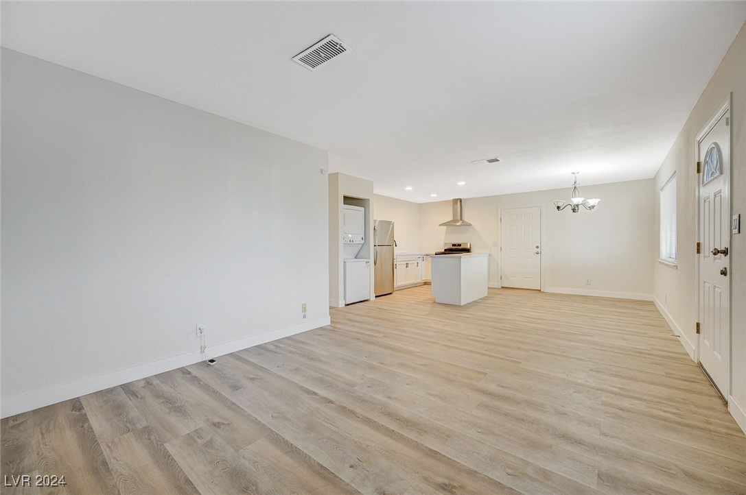 893 West Bartlett Avenue Property Photo 6