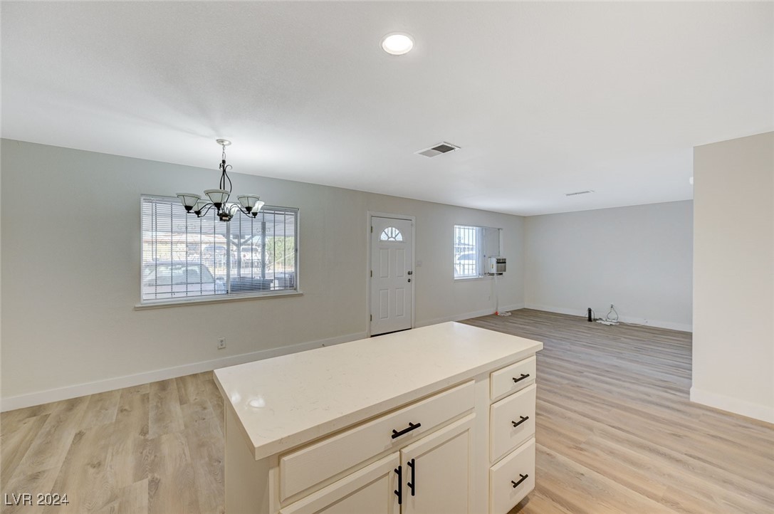 893 West Bartlett Avenue Property Photo 15