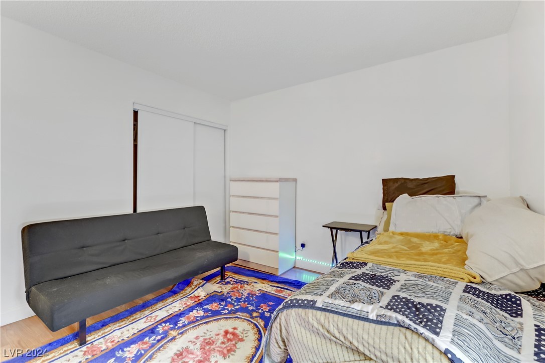 1405 Vegas Valley Drive 151 Property Photo 15