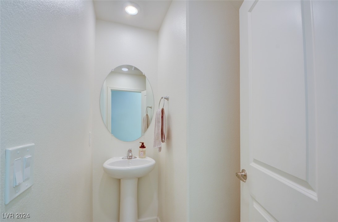 5029 Bloodhound Street Property Photo 35