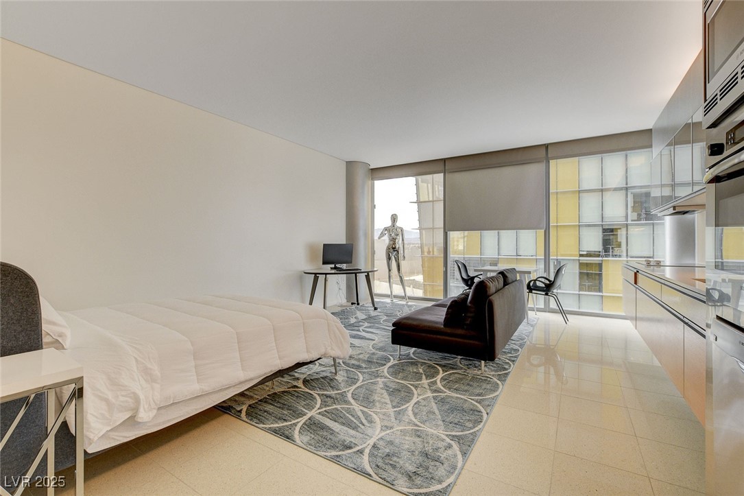 3722 Las Vegas Boulevard 1010 Property Photo 2