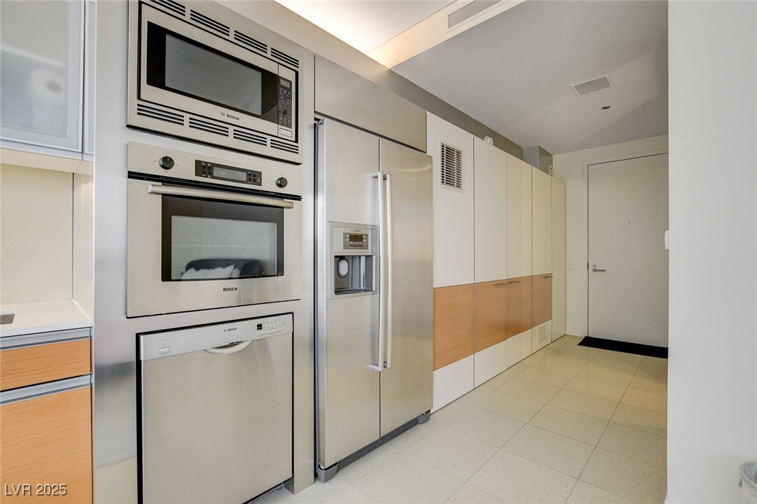 3722 Las Vegas Boulevard 1010 Property Photo 17