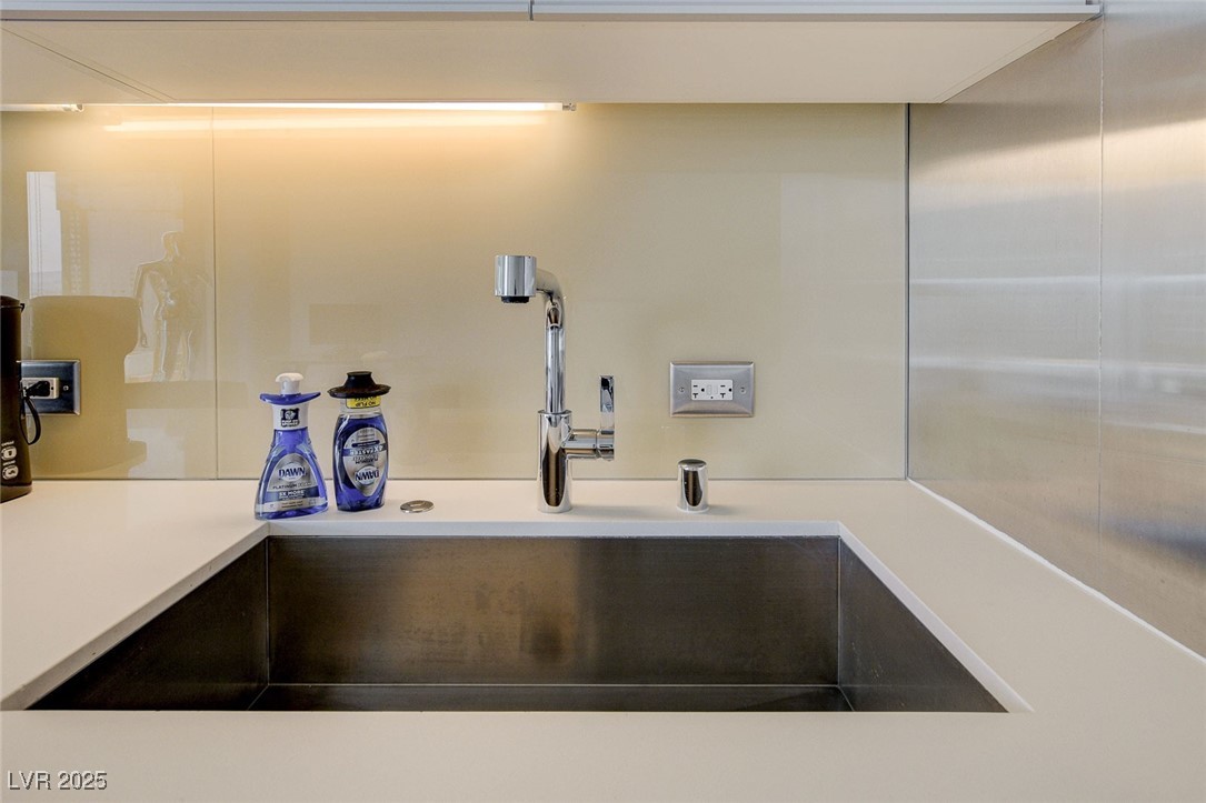 3722 Las Vegas Boulevard 1010 Property Photo 20
