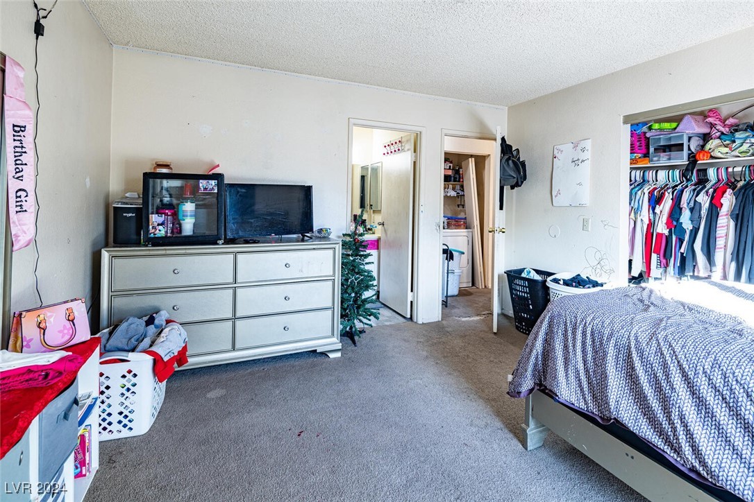 582 Grimsby Avenue Property Photo 13