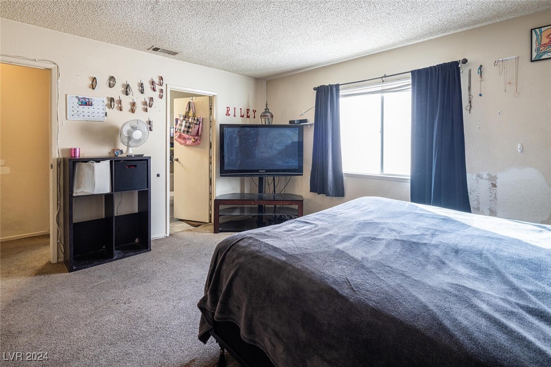 582 Grimsby Avenue Property Photo 17