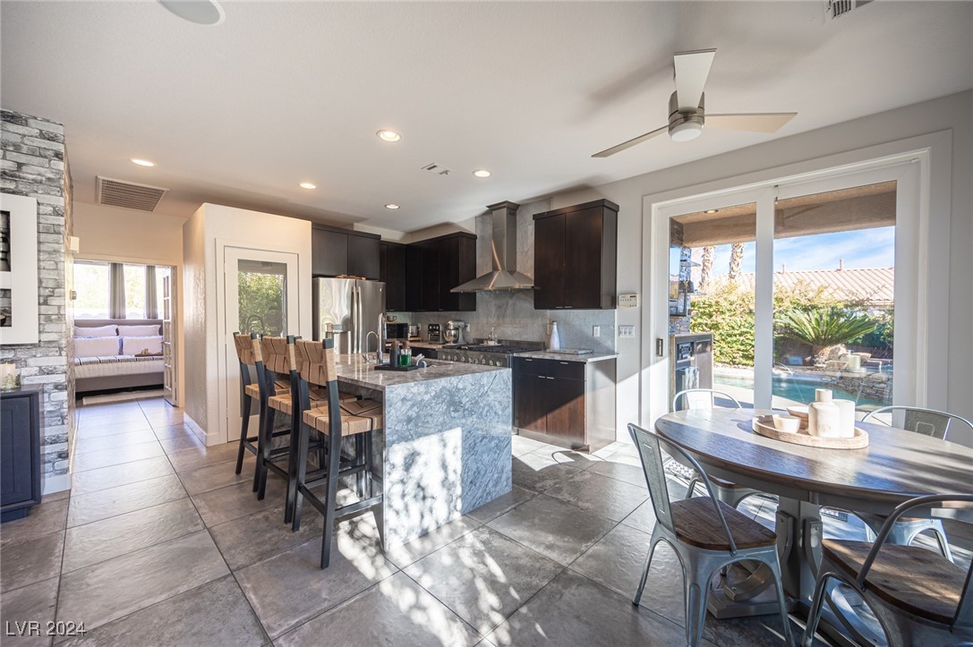 340 Autumn Palace Court Property Photo 34