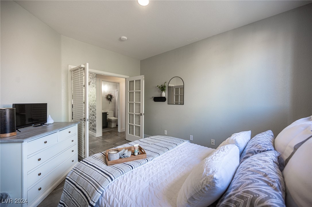 340 Autumn Palace Court Property Photo 43
