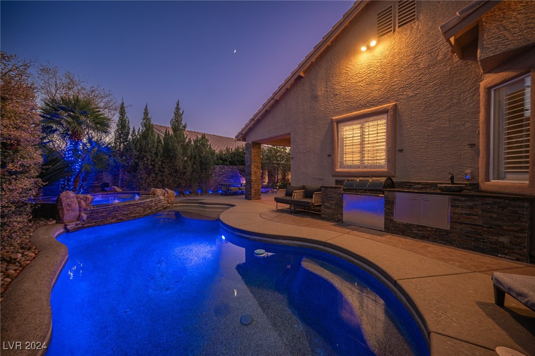 340 Autumn Palace Court Property Photo 62