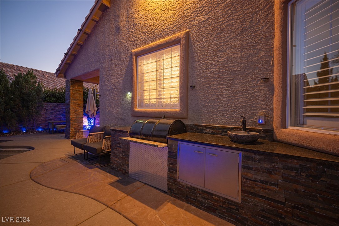340 Autumn Palace Court Property Photo 65