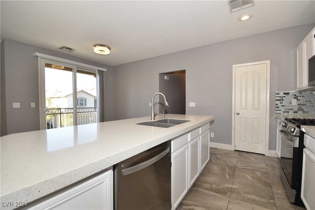 6255 West Arby Avenue 184 Property Photo 4