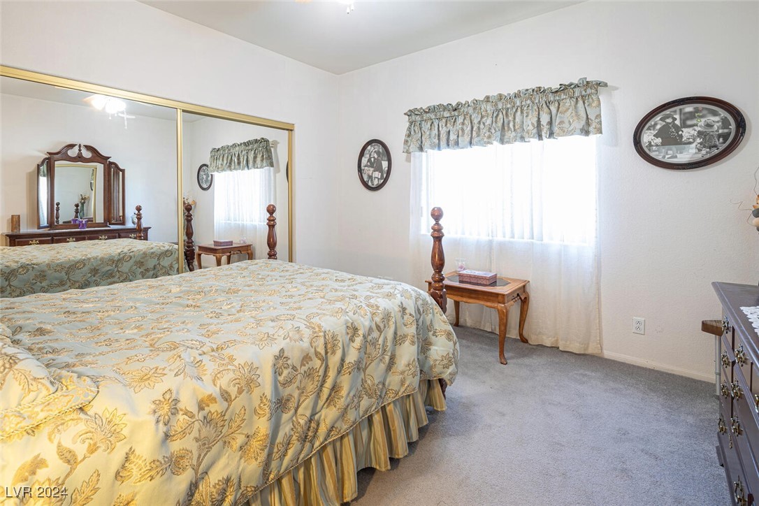 10140 West Tropical Parkway Property Photo 15