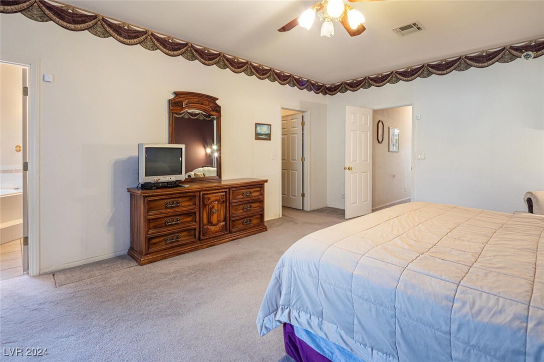 10140 West Tropical Parkway Property Photo 22